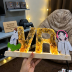 Initial led stand